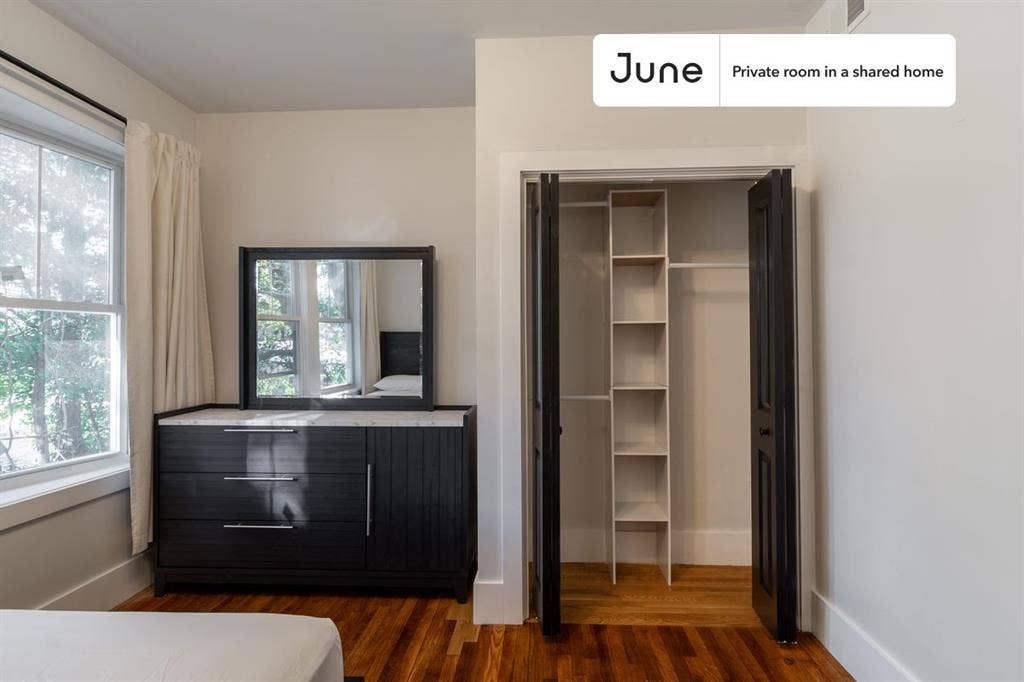 5 BR in Boston