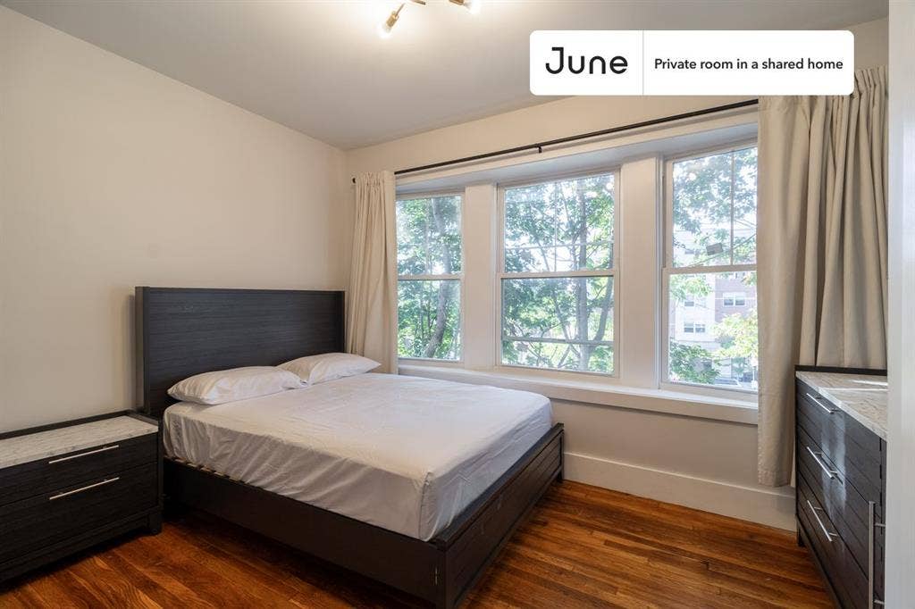 5 BR in Boston
