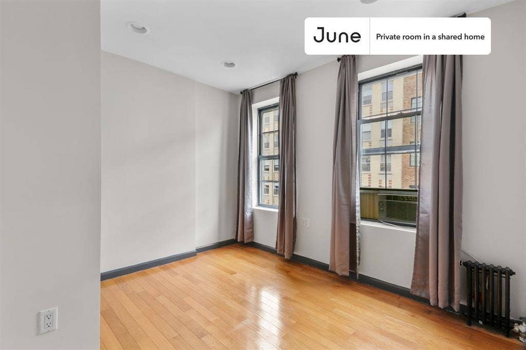 3 BR in New York City