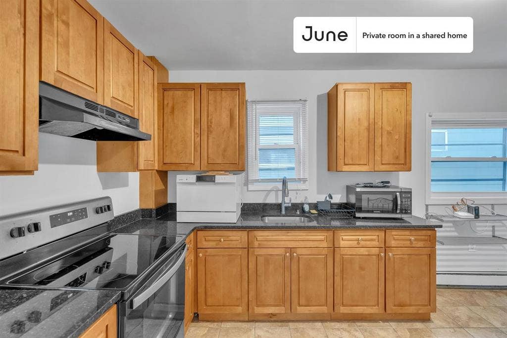 5 BR in Boston