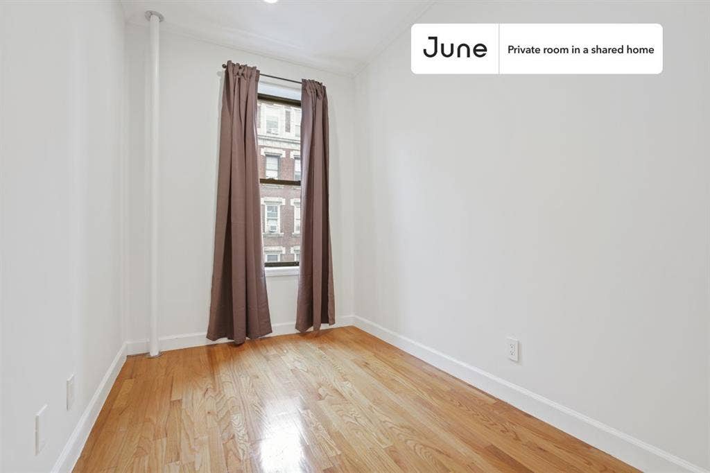 4 BR in New York City