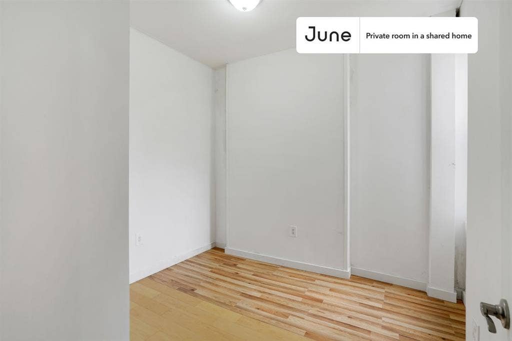 4 BR in New York City