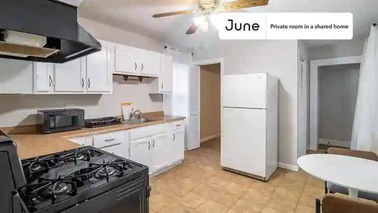 3 BR in Boston