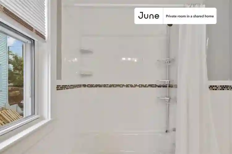 4 BR in Boston