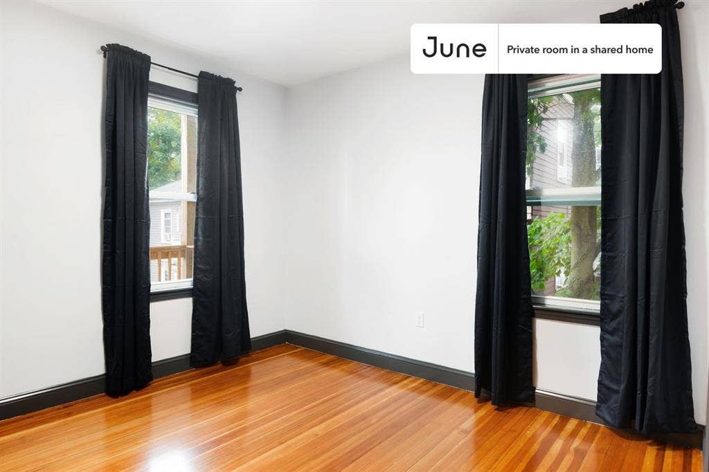 4 BR in Boston