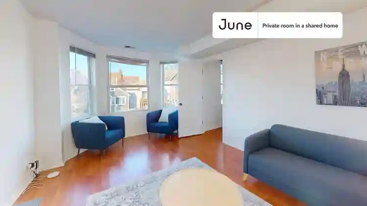 3 BR in Chicago