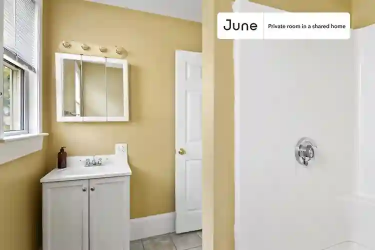 6 BR in Boston