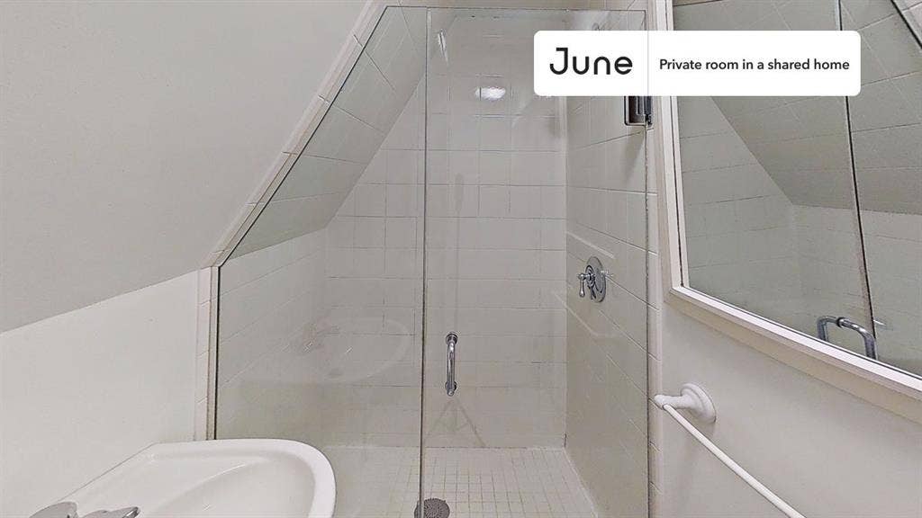 6 BR in Boston