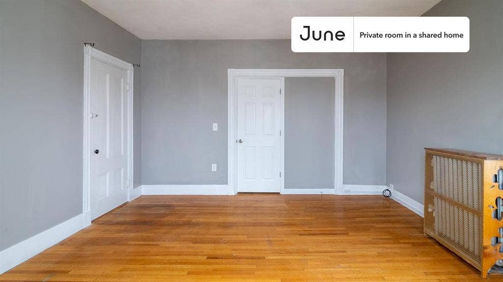 5 BR in Boston