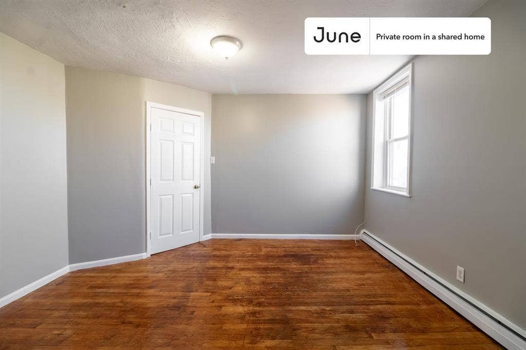 4 BR in Boston
