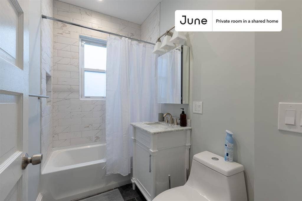 4 BR in Boston