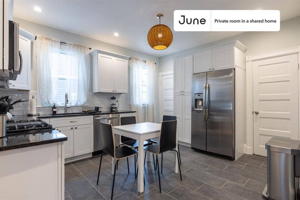 4 BR in Boston