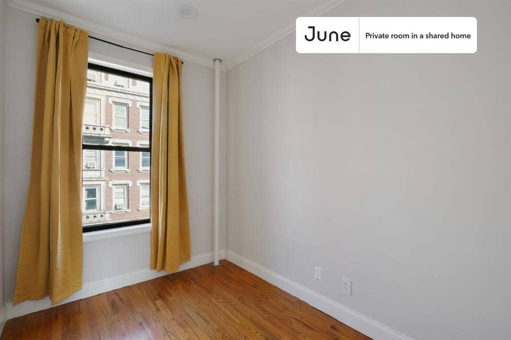 4 BR in New York City