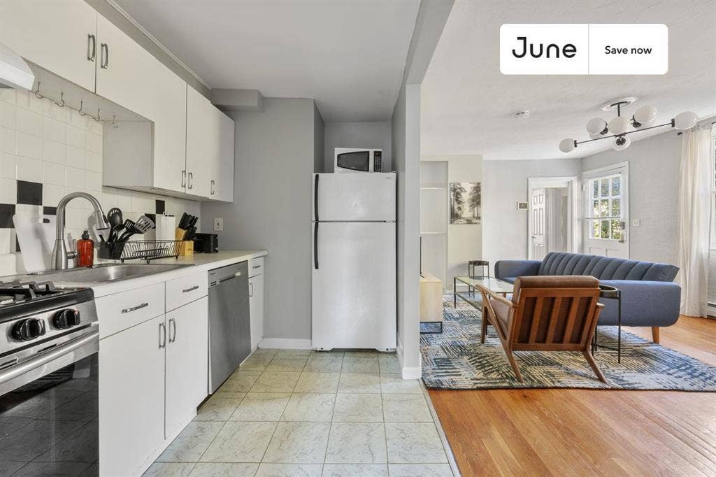 2 BR in Boston