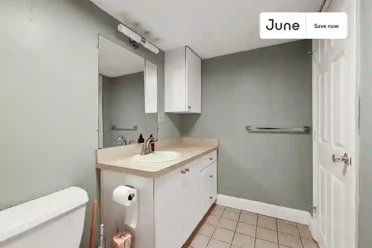 2 BR in Boston