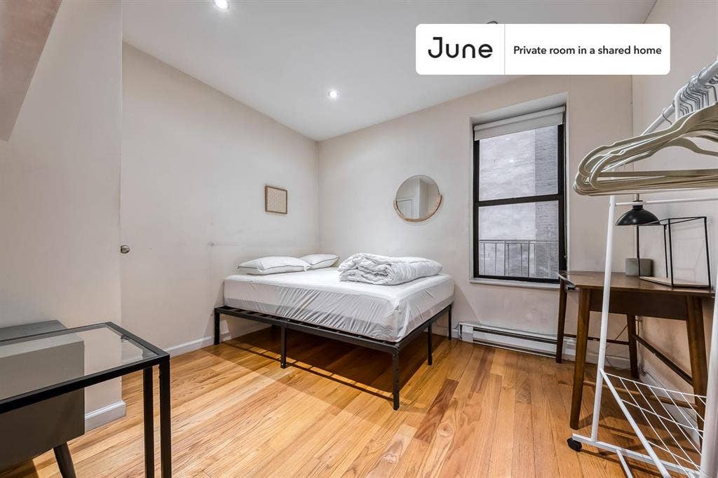 4 BR in New York City