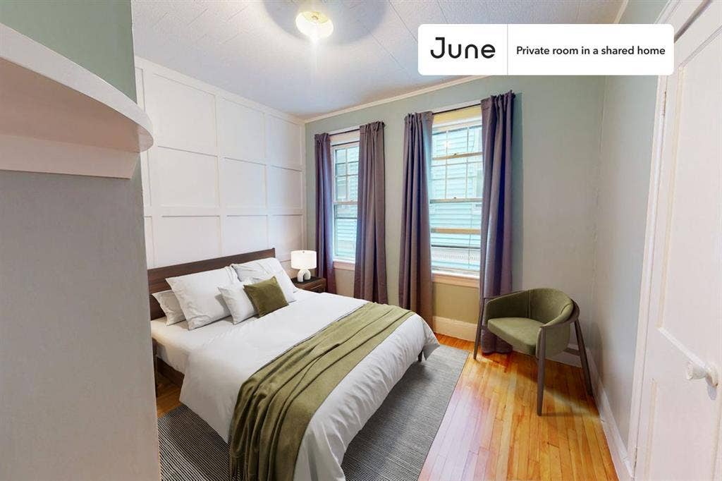 4 BR in Boston