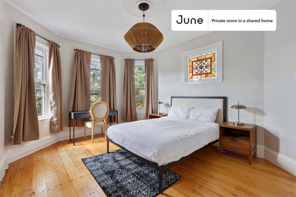 4 BR in Boston