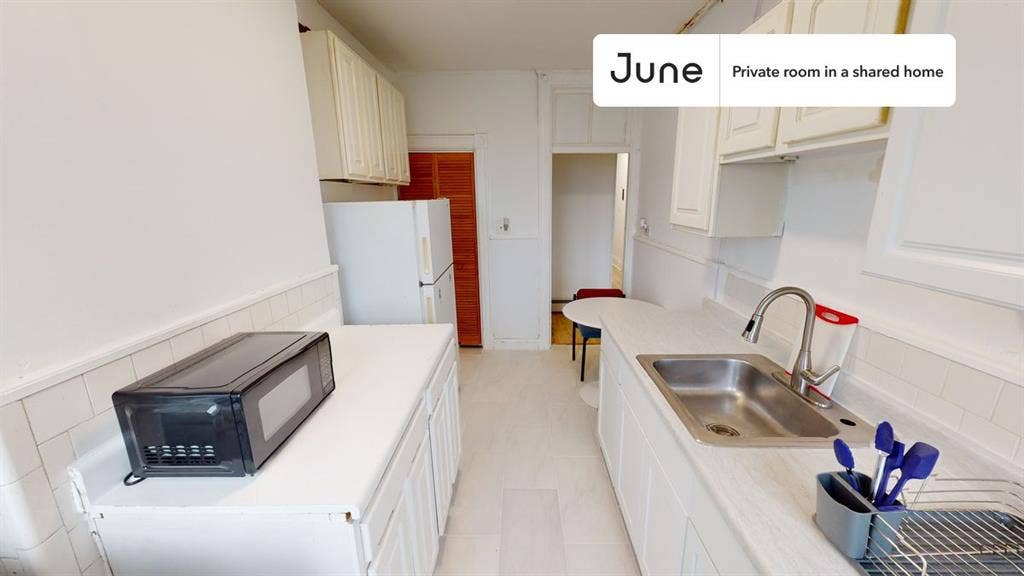 4 BR in Boston