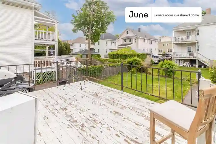 7 BR in Boston
