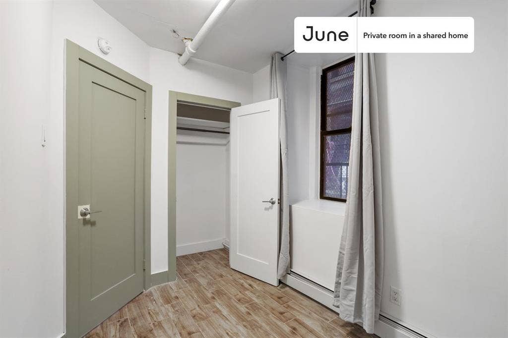 3 BR in New York City