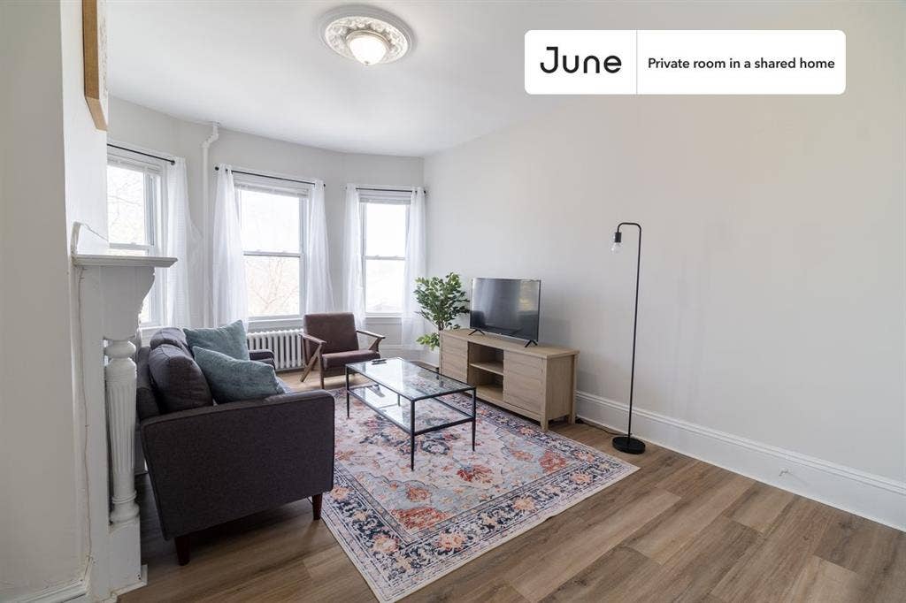 3 BR in Boston