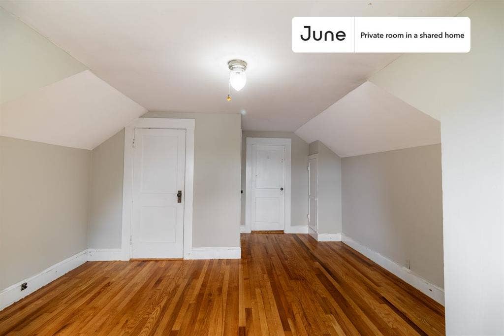 4 BR in Boston