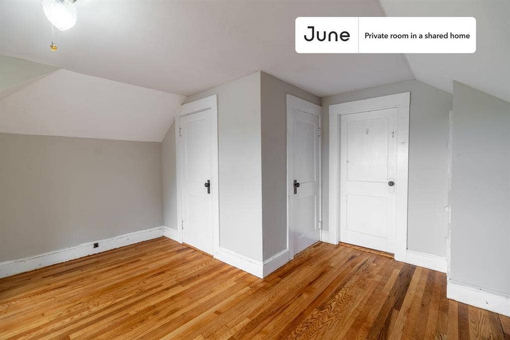 4 BR in Boston