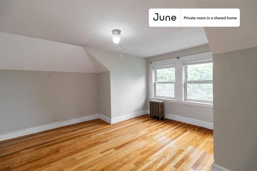 4 BR in Boston