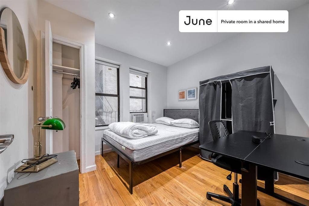 4 BR in New York City
