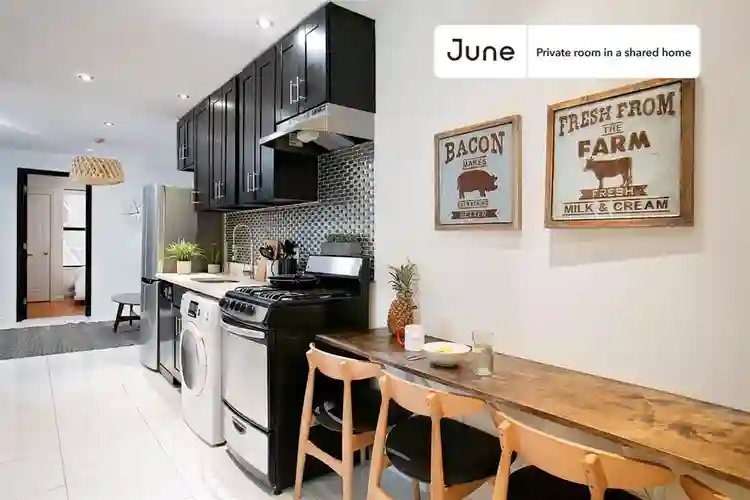 4 BR in New York City