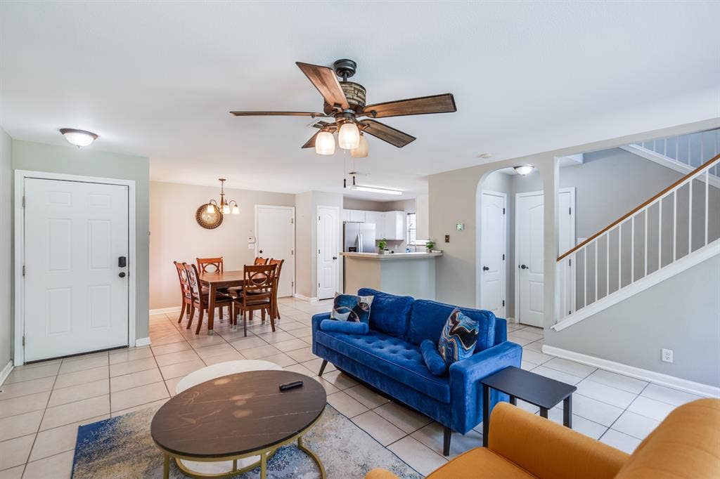 Budget-Friendly Room NW San Antonio