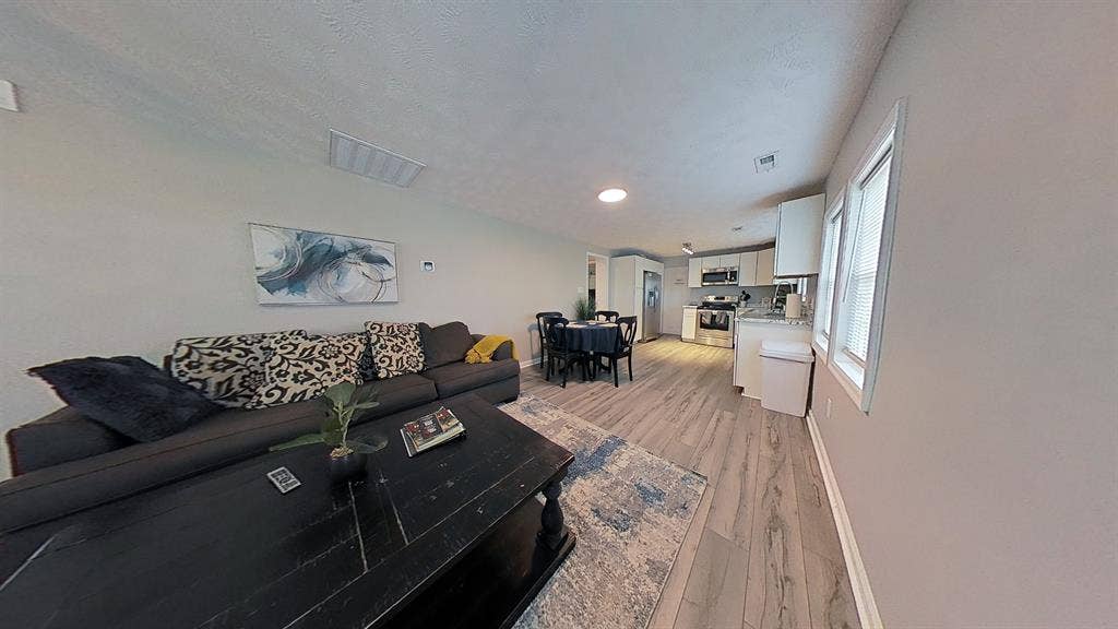 Spacious Room for Rent Fayetteville