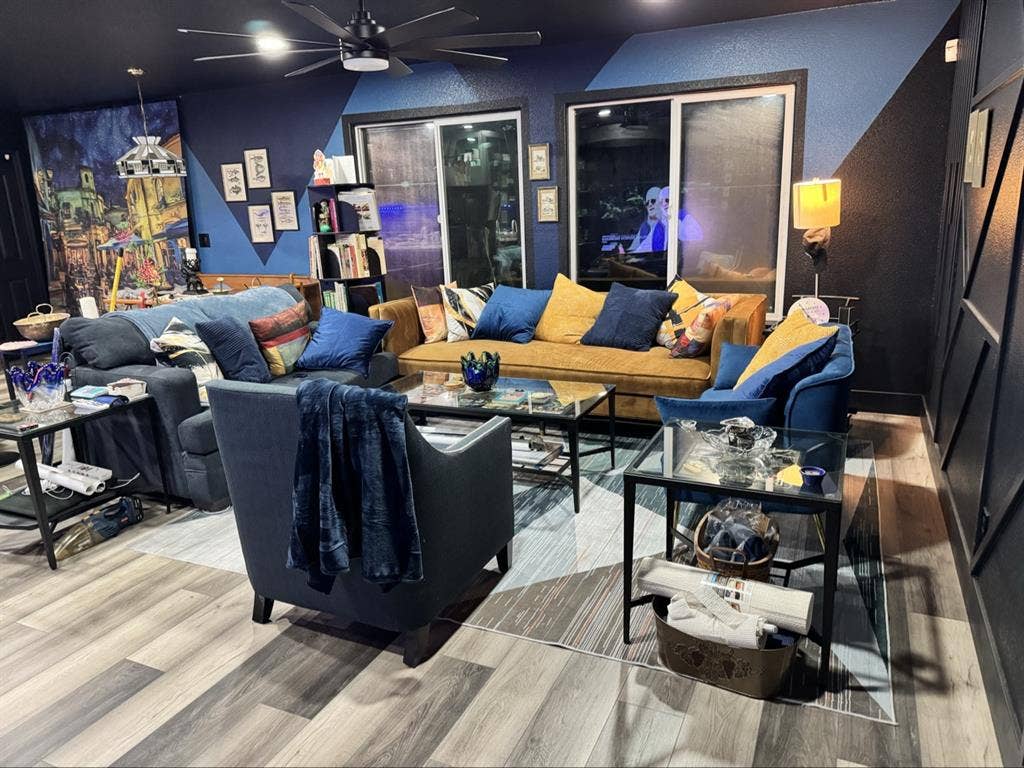 Room for rent to professionals