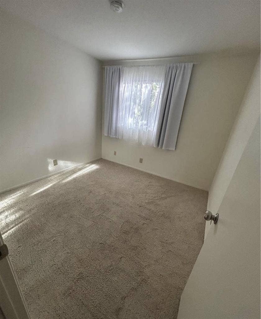 Renting a room with priv. Bathroom