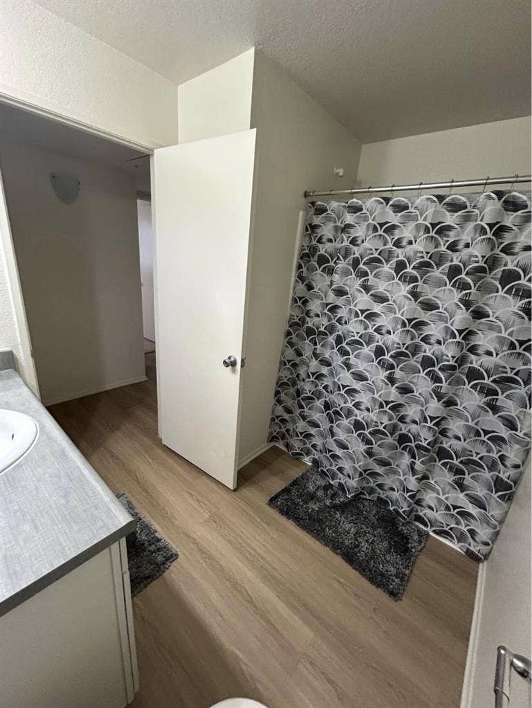 Renting a room with priv. Bathroom