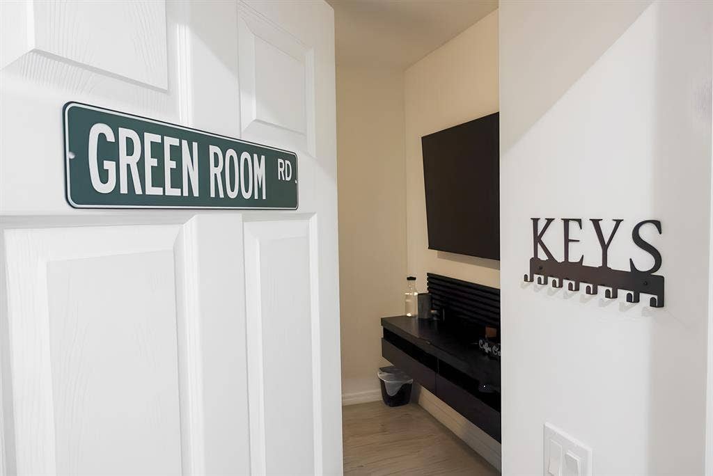 4 BR in Davenport