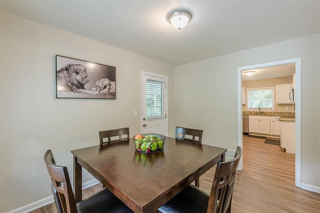 6 BR in Atlanta