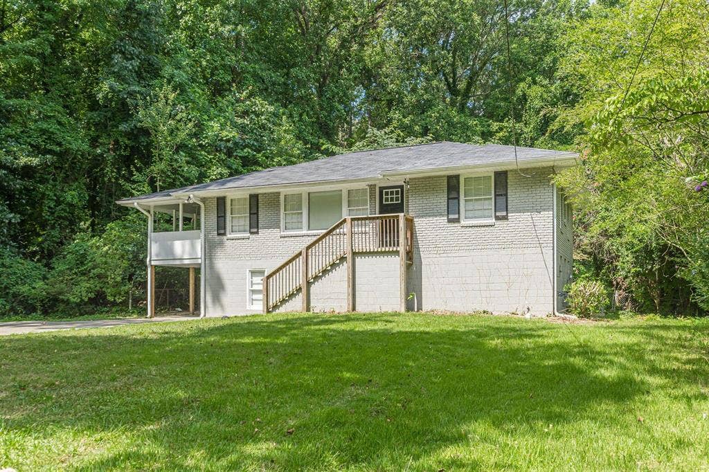 6 BR in Atlanta