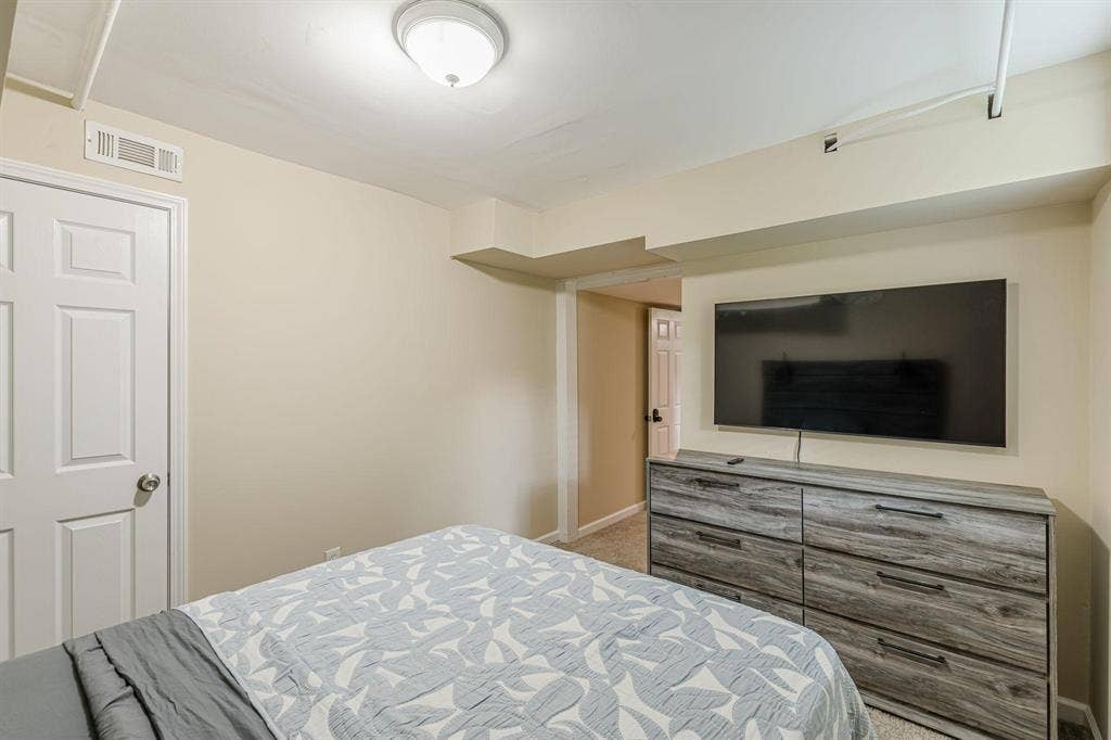 6 BR in Atlanta