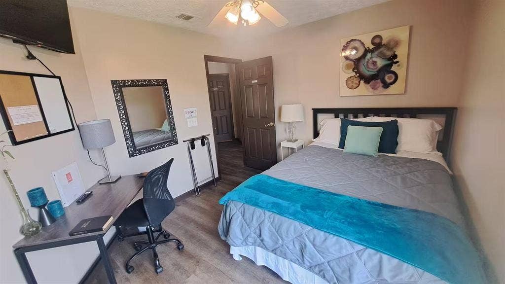 1 BR in Lawrenceville