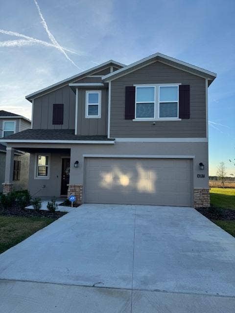 3 BR in Davenport