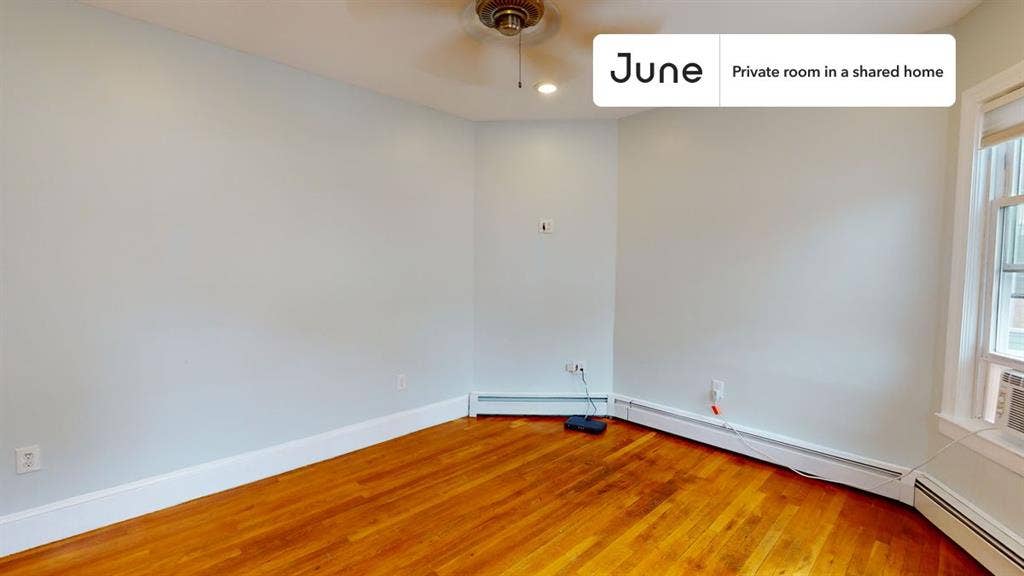 3 BR in Boston