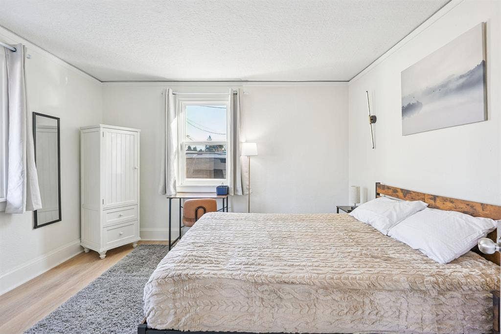 5 BR in Vancouver