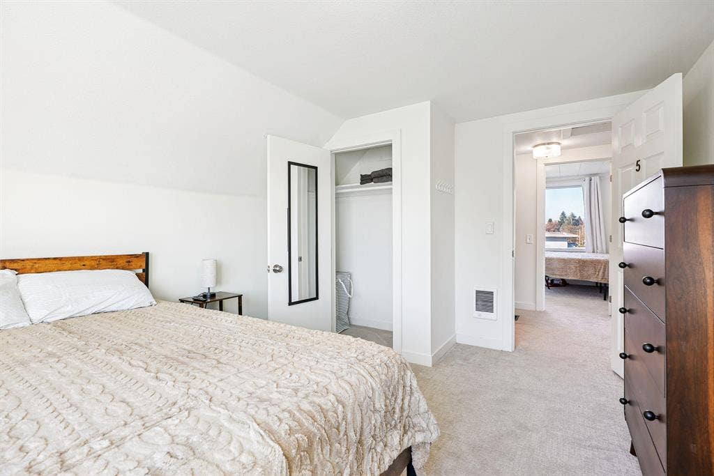 5 BR in Vancouver