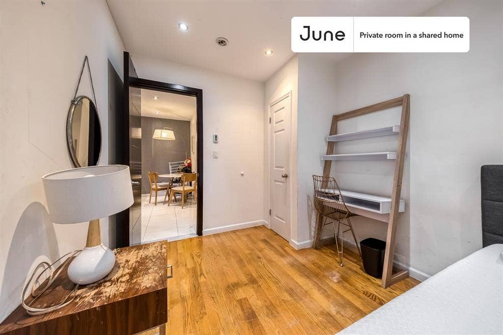 4 BR in New York City