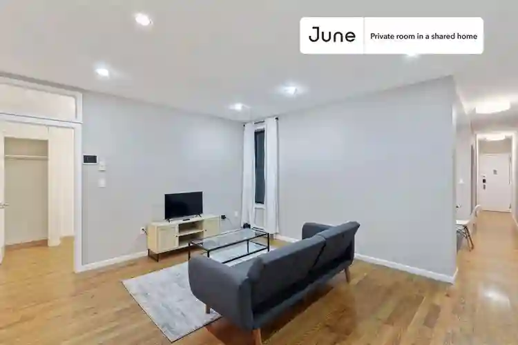 4 BR in New York City