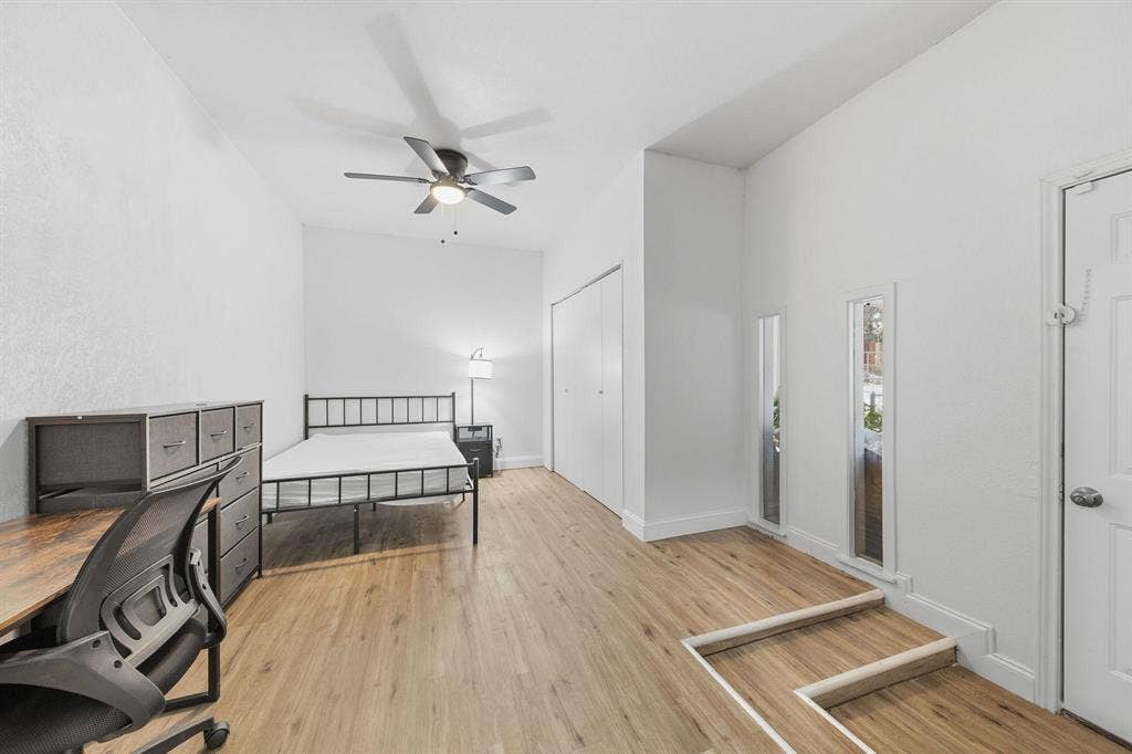9 BR in Dallas