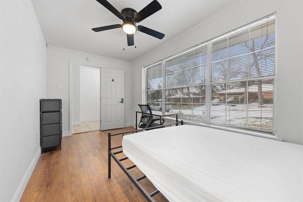 9 BR in Dallas