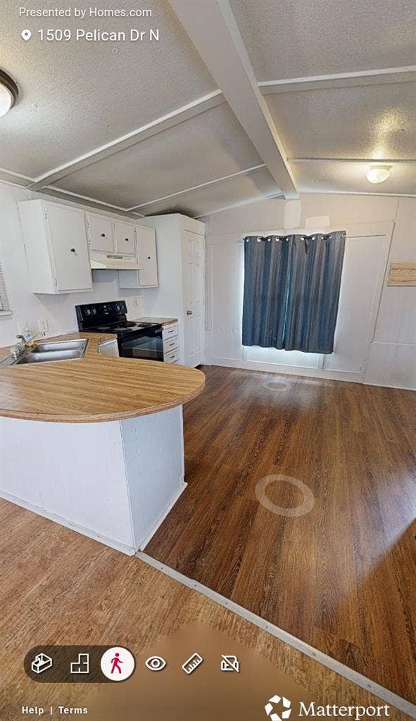 2nd bdr. avail, w/ private bathroom